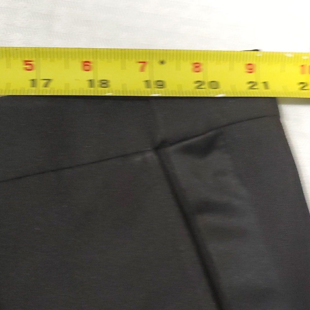 Gianni Vironi  Black Tuxedo Suit  with Tailored Fit and Versatile Style - Picture 15 of 16